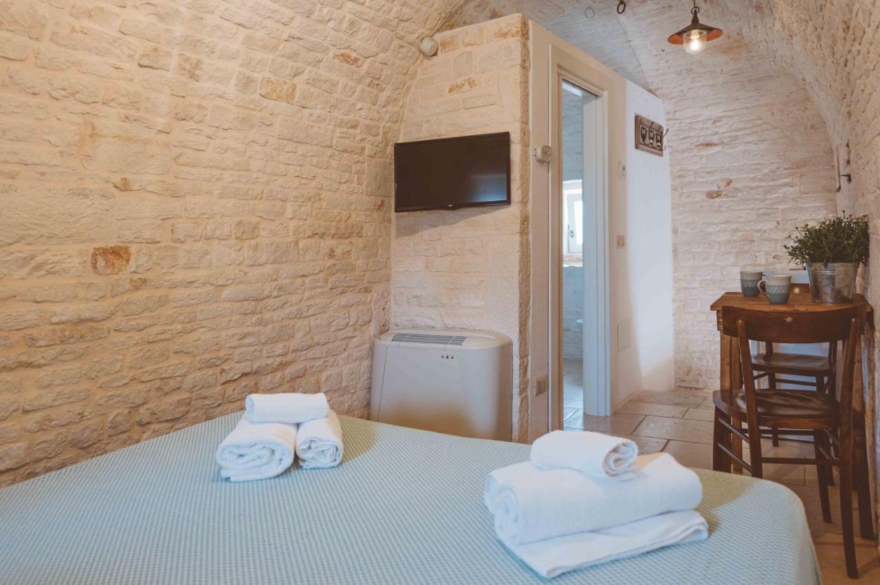 Trulli Lithos Suite Αλμπερομπέλο Εξωτερικό φωτογραφία