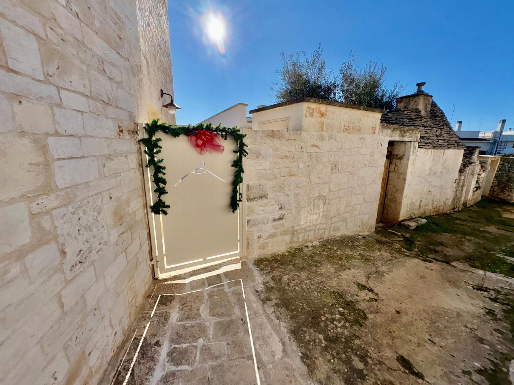 Trulli Lithos Suite Αλμπερομπέλο Εξωτερικό φωτογραφία